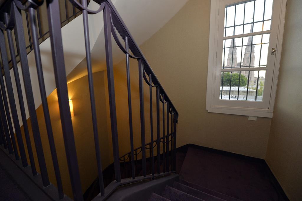 Real Hotel Lujan Buitenkant foto