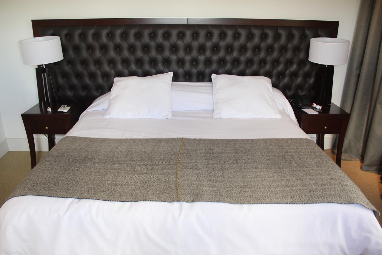 Real Hotel Lujan Buitenkant foto