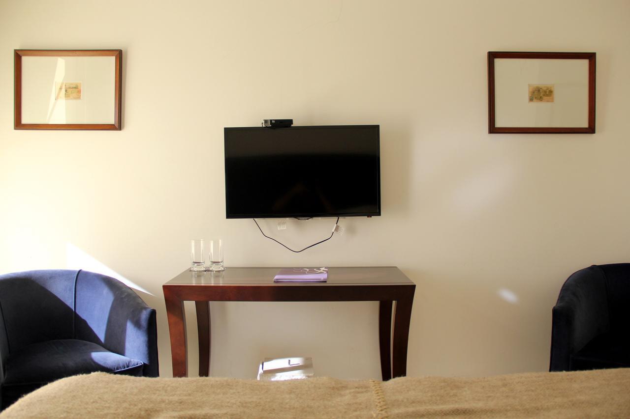 Real Hotel Lujan Buitenkant foto