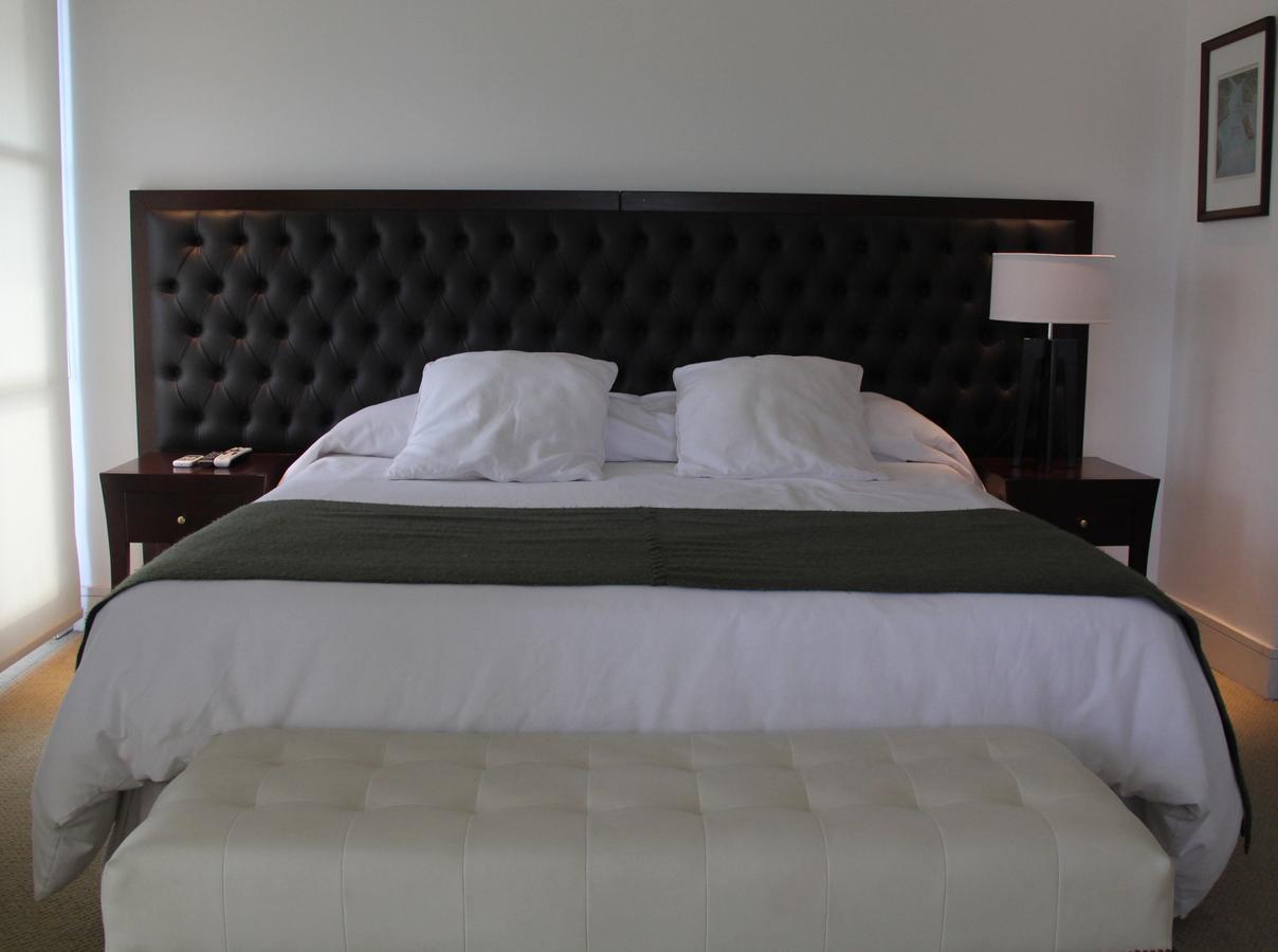 Real Hotel Lujan Buitenkant foto
